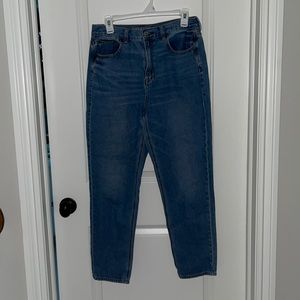 American Eagle Mom Jeans